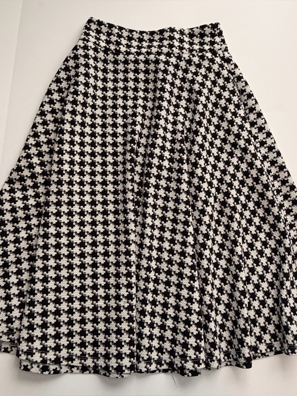 Unique Vintage black and white Houndstooth midi skirt Vivian swing skirt XS